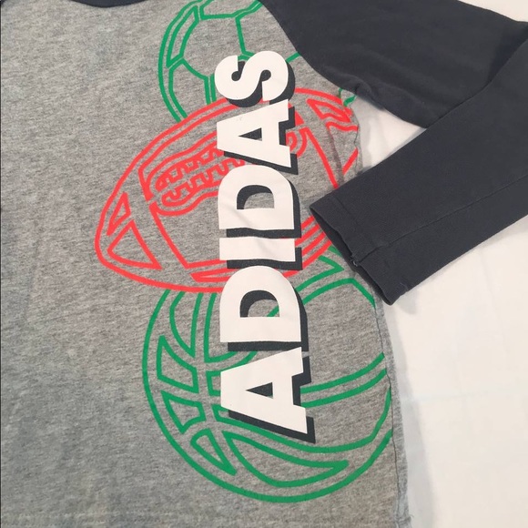 Kids Adidas Logo Graphic LS T-Shirt Size 5 - Picture 2 of 5